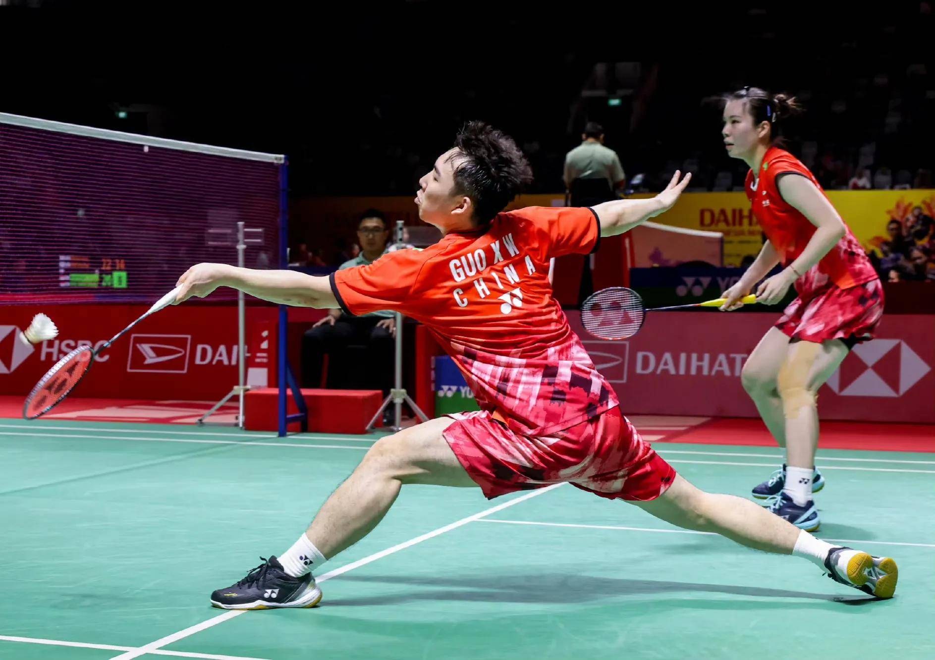 用实际行动 用实际行动