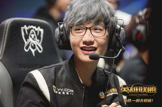 火箭放走年 火箭放走年