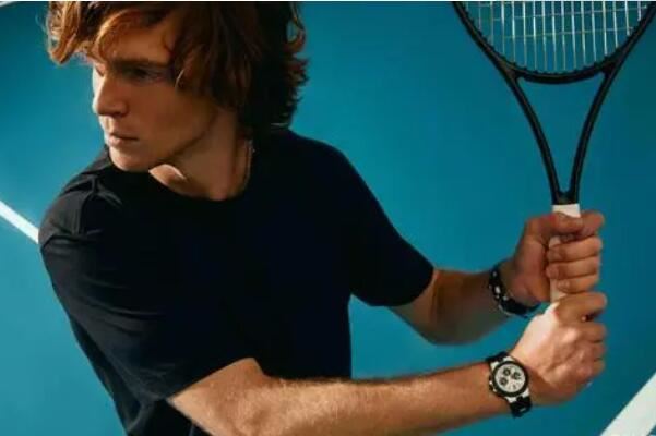 輪轉顯得稍 輪轉顯得稍