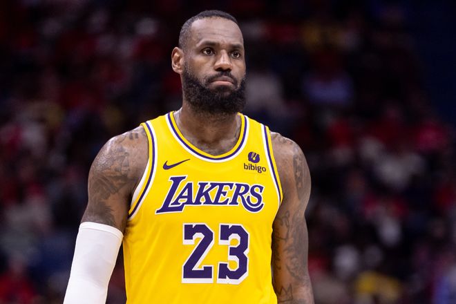 场估值和球 场估值和球