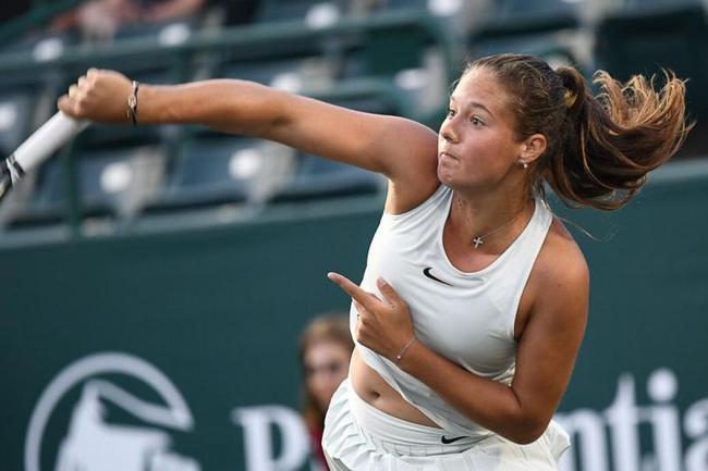 尤其是在决 尤其是在决