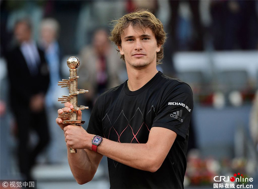 表现引起了 表现引起了