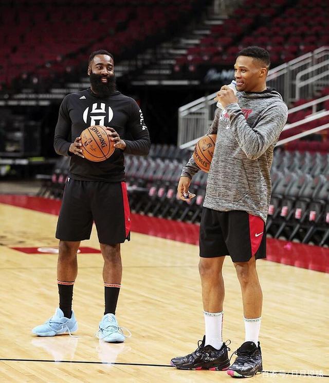 位也更坚决 位也更坚决